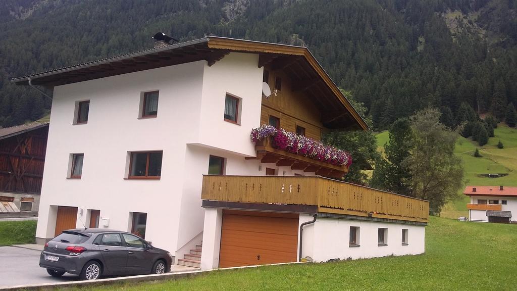 Appartement S' Ludwign Haus à Sankt Leonhard im Pitztal Extérieur photo